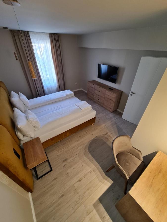Casa La Fayette Hotel Timisoara Luaran gambar