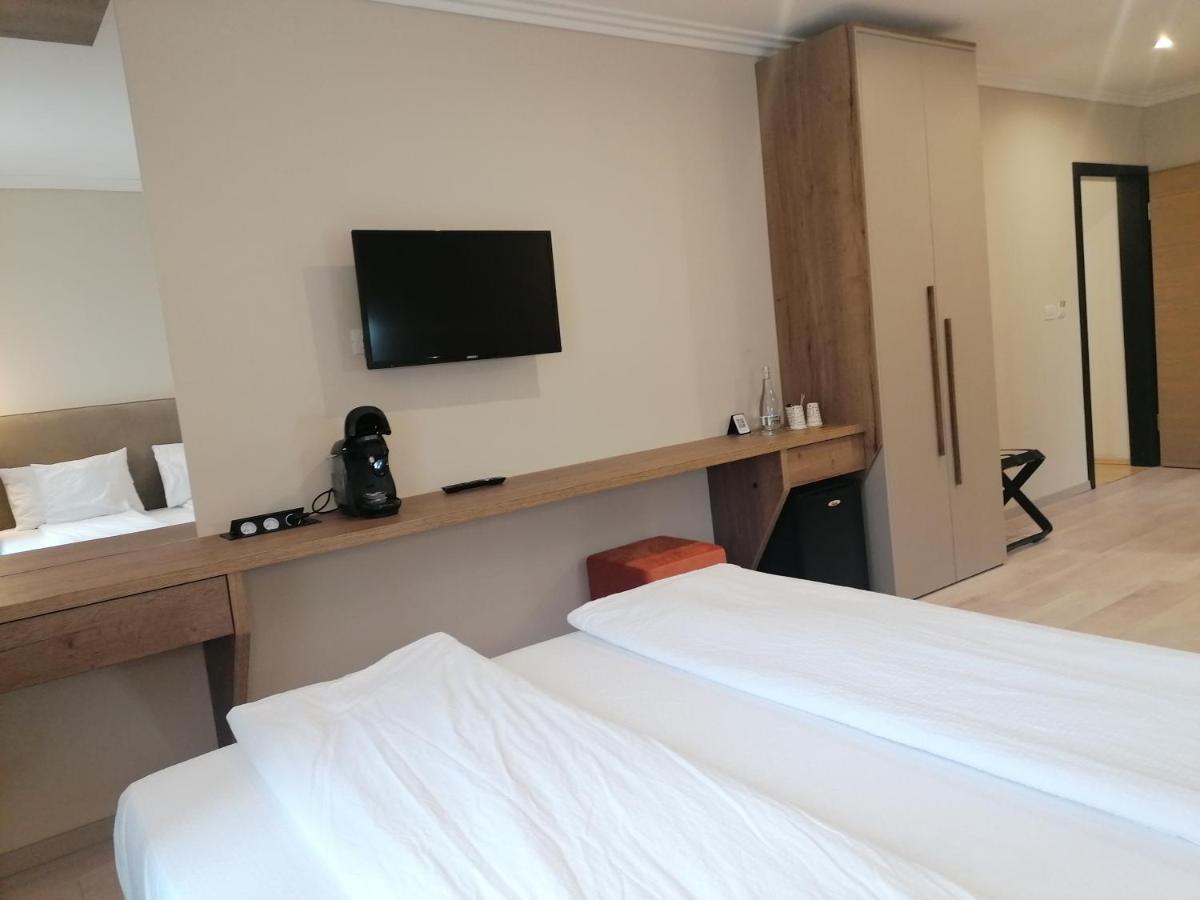 Casa La Fayette Hotel Timisoara Luaran gambar
